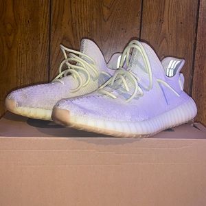 Yeezy 350 v2 butter